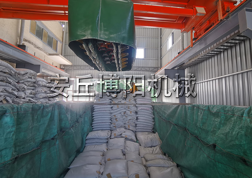 安丘博陽機(jī)械袋料自動(dòng)裝車機(jī)能為企業(yè)帶來哪些好處？