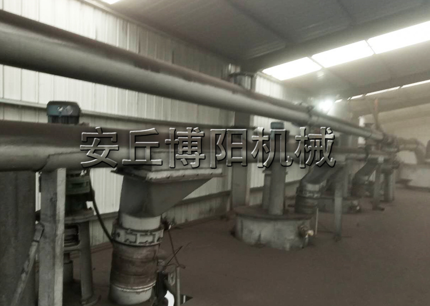 碳素管鏈?zhǔn)捷斔蜋C(jī)的優(yōu)勢特點(diǎn)是什么？