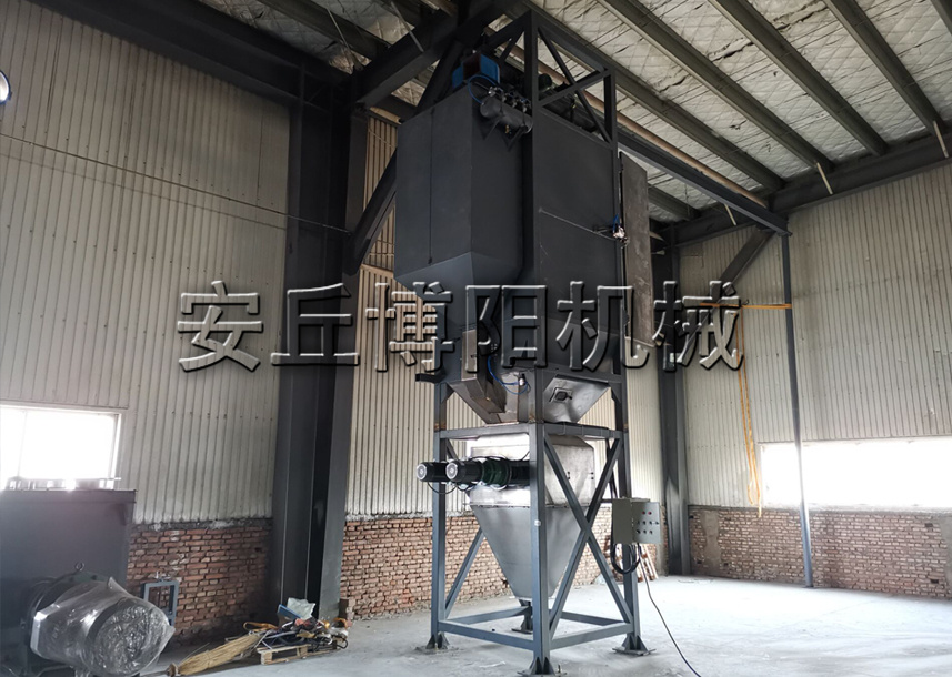 污泥顆粒噸袋拆包機(jī)的產(chǎn)品特點(diǎn)是什么？