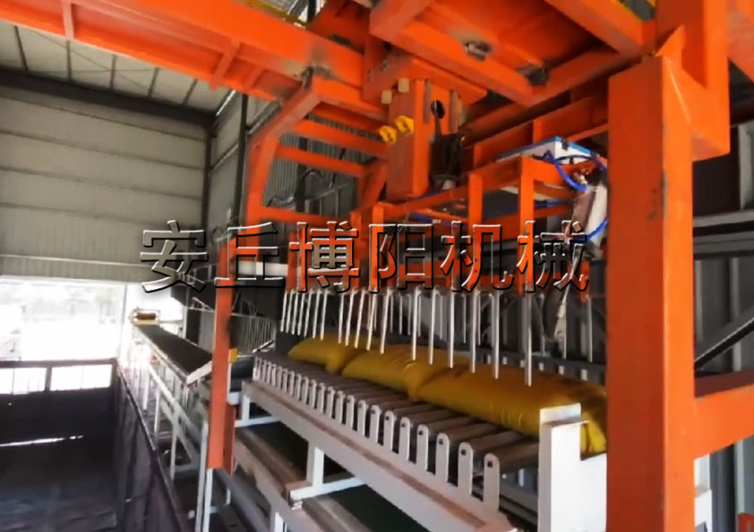 關(guān)于工業(yè)萘自動裝車機的具體優(yōu)勢有哪些？