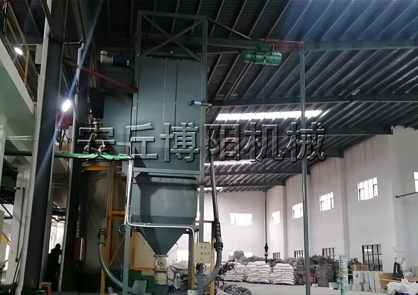 工業(yè)萘噸袋拆袋機(jī)的工作原理和性能特點(diǎn)是什么？